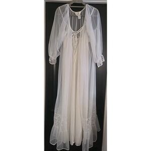 Vtg White Penoir Set Nylon Maxi Gown Undercover Wear Chiffon Robe Lace Trim